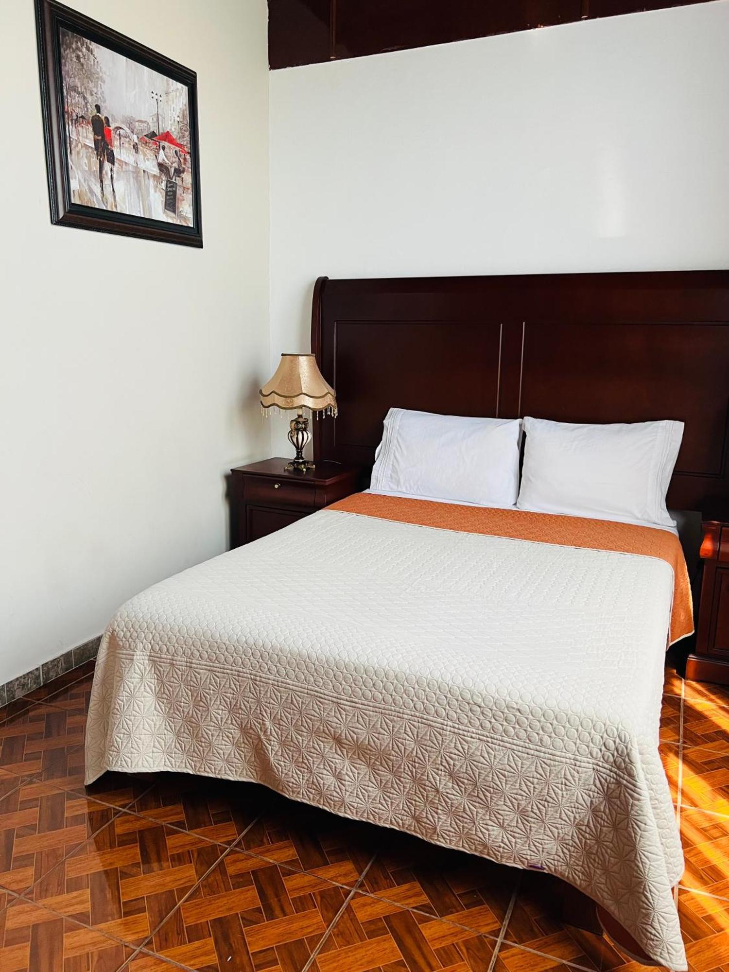 Hosteria Casa Marquez Леон Экстерьер фото